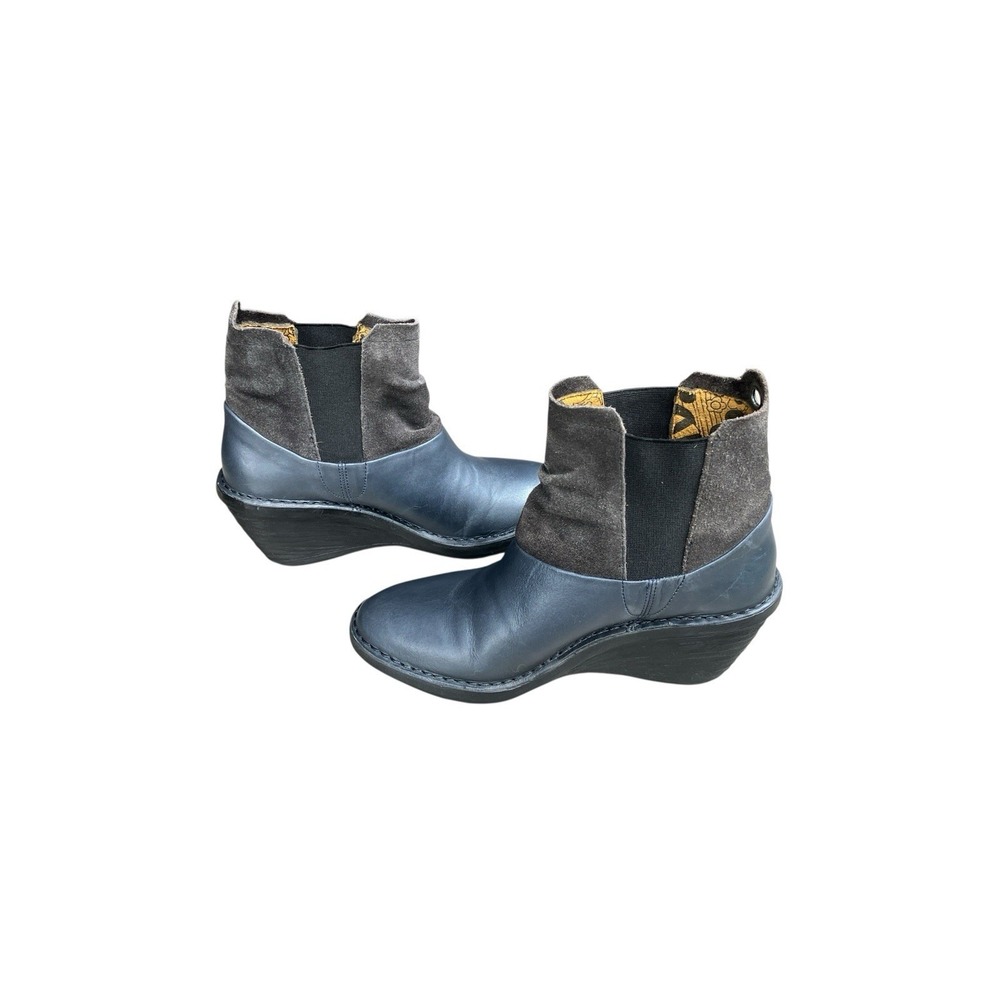 FLY London Gray-Blue Leather Gray Suede Wedge Chelsea Boots Size 37 Mixed Media